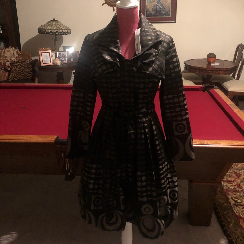 Samuel Dong woman’s coat